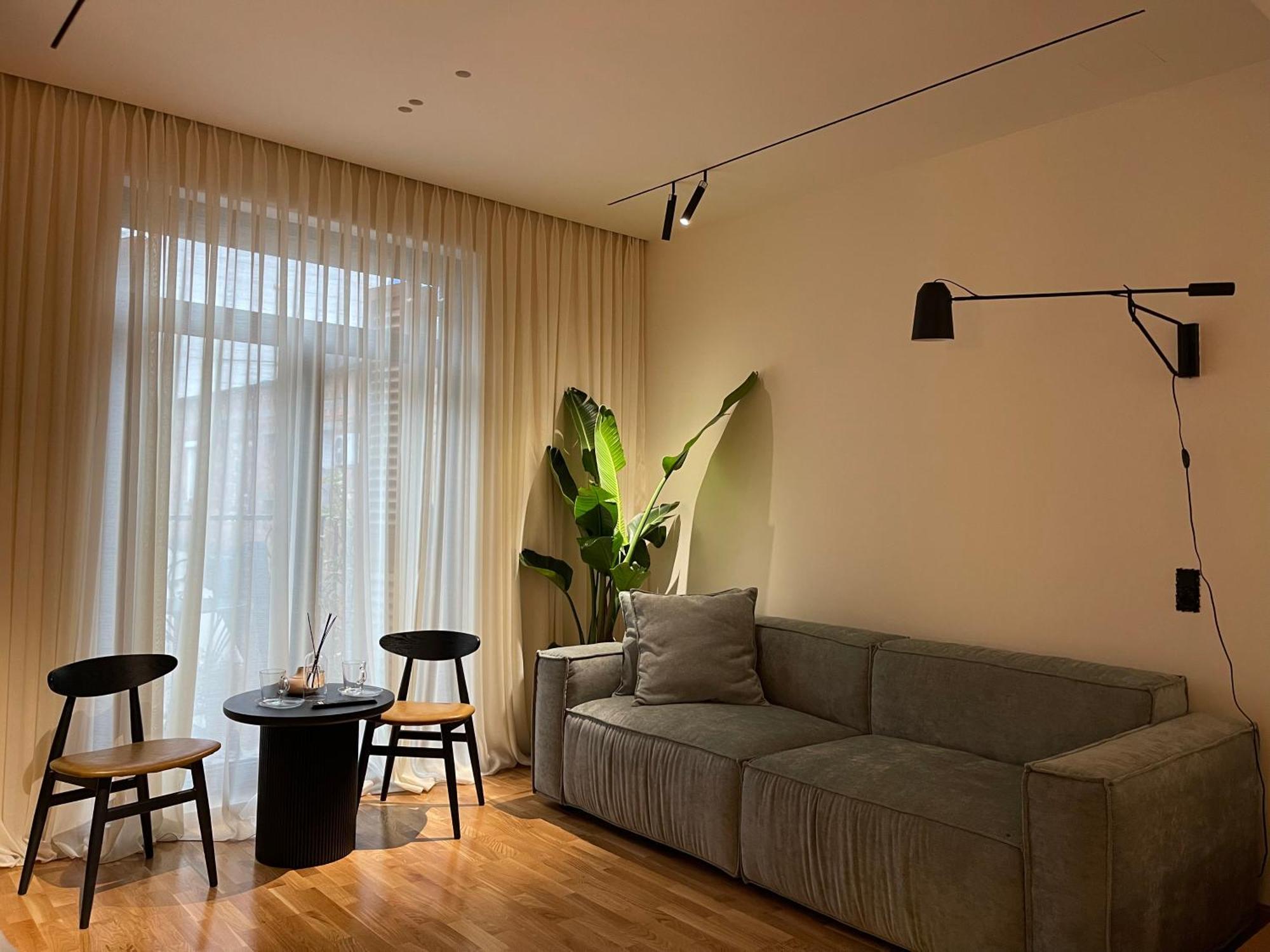 Appartamento Urban Chill Tirana Esterno foto